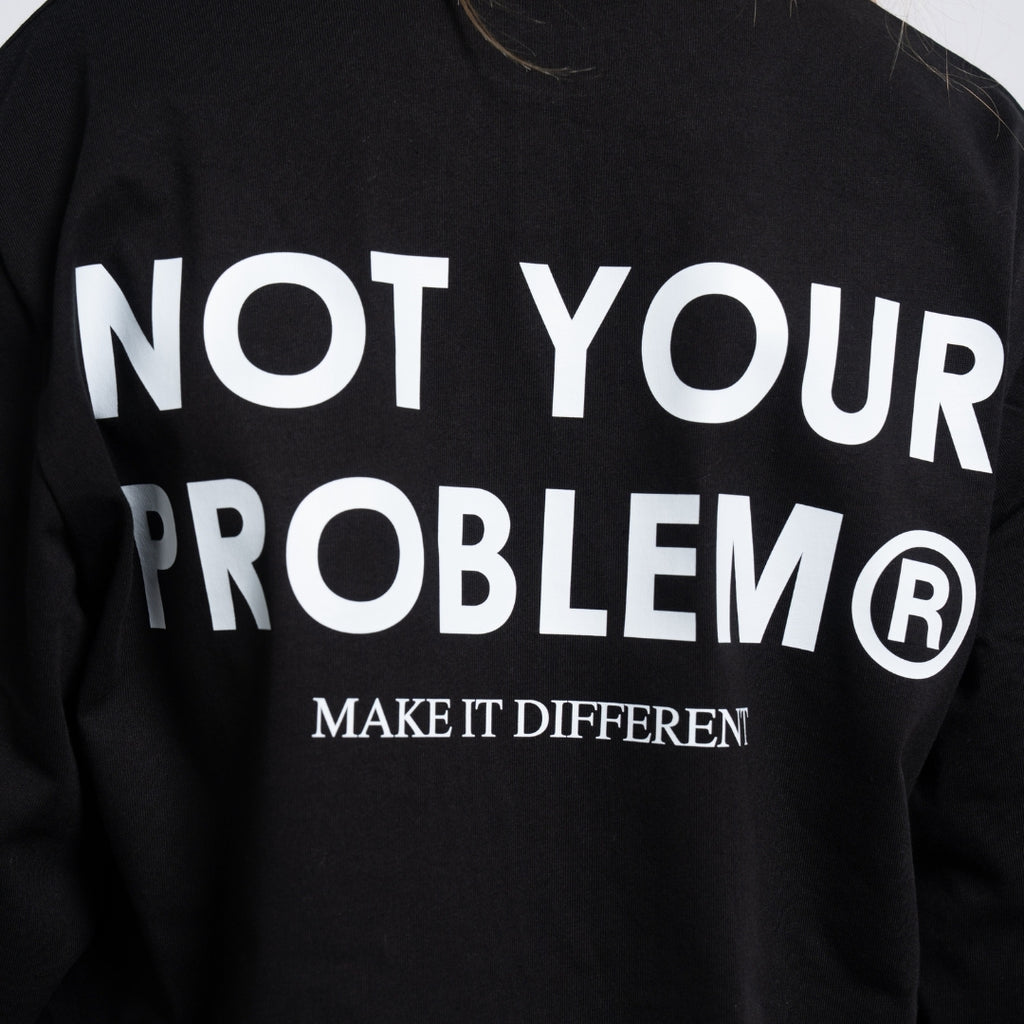 Signature Black Longsleeve